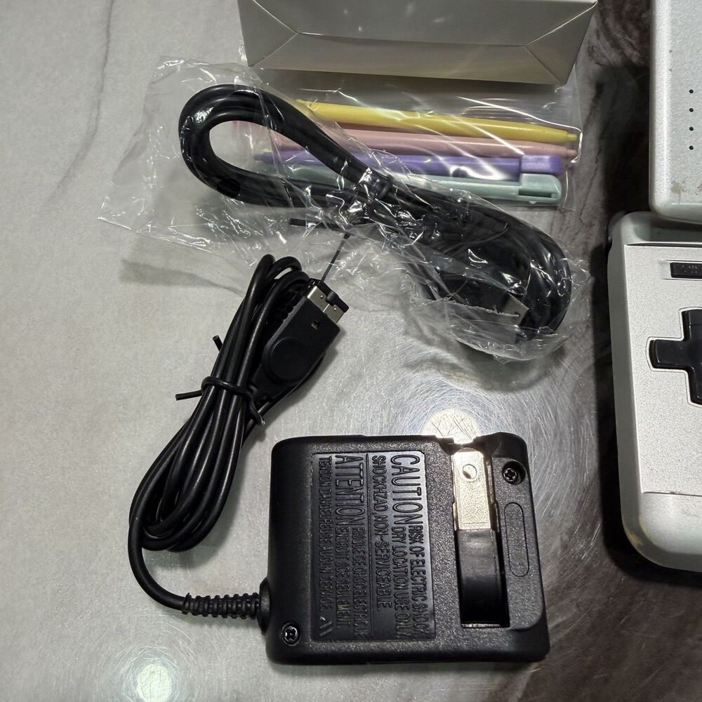 Nintendo DS Original Console NTR-001 Titanium Silver - Tested Works w/ Charger - Picture 2 of 13